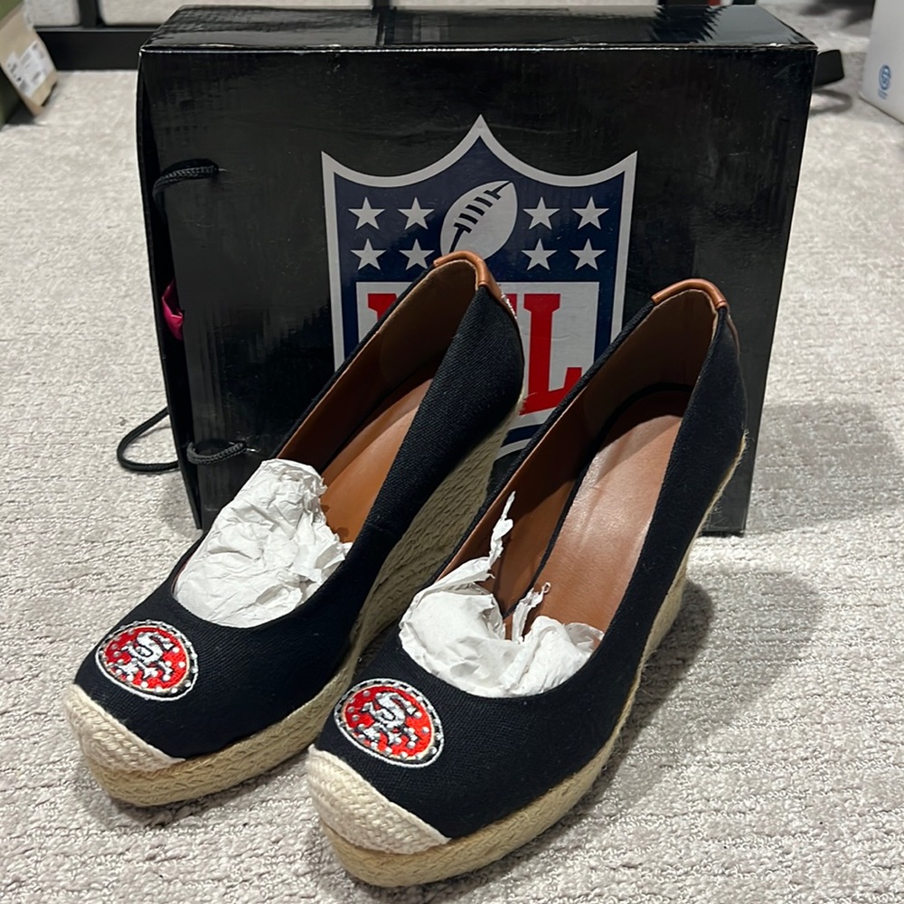 49ers platform sandals BRAND NEW W/box